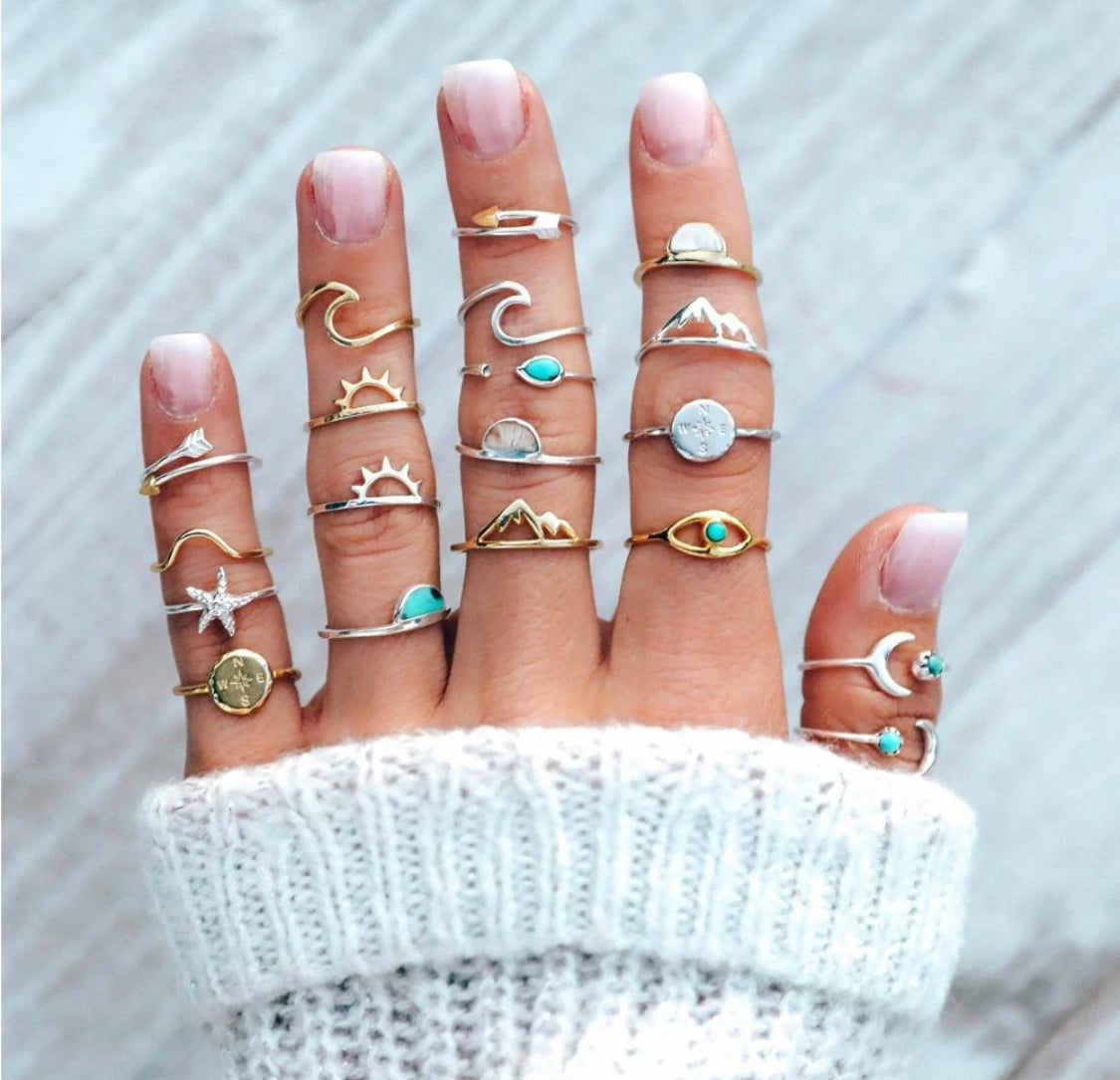 Alexa Beach Wave Ring Set